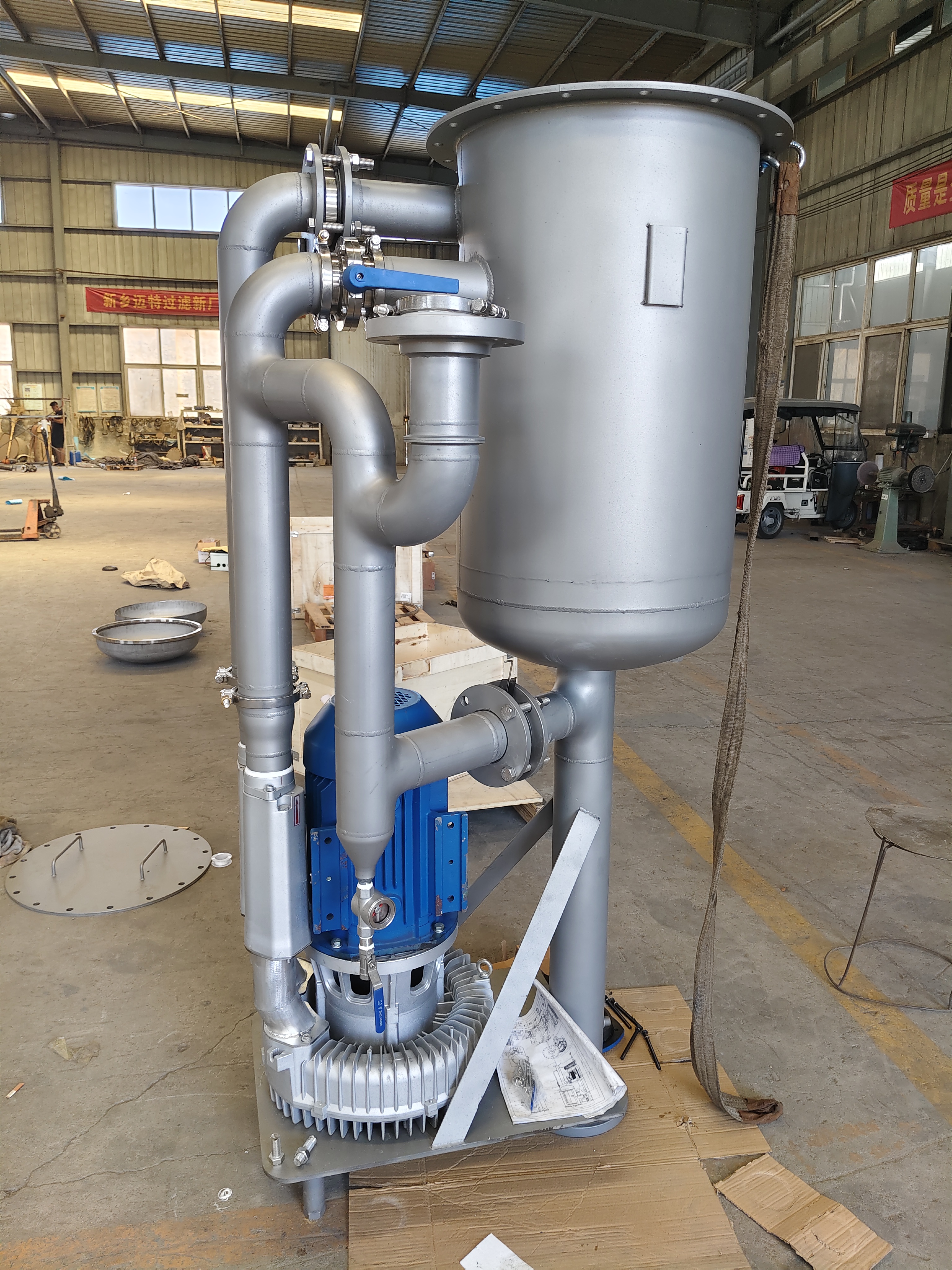 5.5kw防爆式油霧分離，500方風(fēng)機(jī)油霧分離器發(fā)貨送客戶手中，